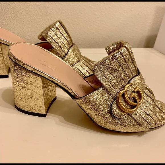 🚫SOLD🚫Gucci Marmont Slides - Picture 2 of 6